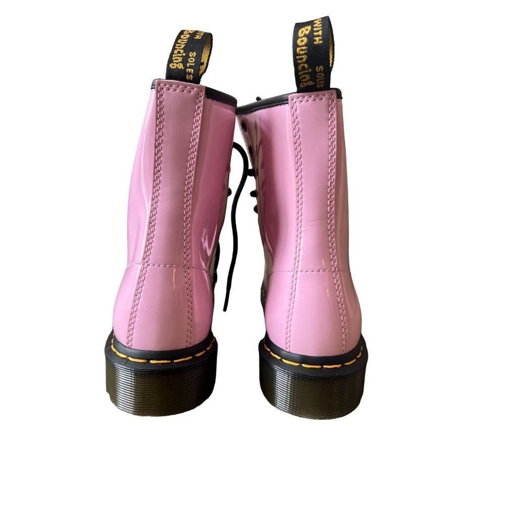 NEW Dr. Martens 1460 Pale Pink Patent Leather Lace Up Boots - Picture 10 of 13